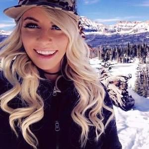 Meet your Posher, Shelby